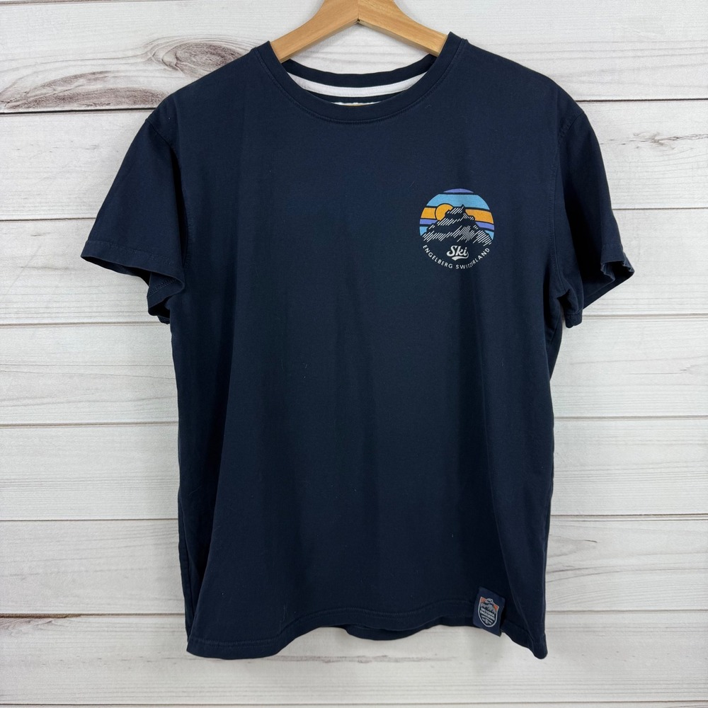Ski Lodge Engelberg Switzerland Graphic T-Shirt Mountain Scene Unisex M‎